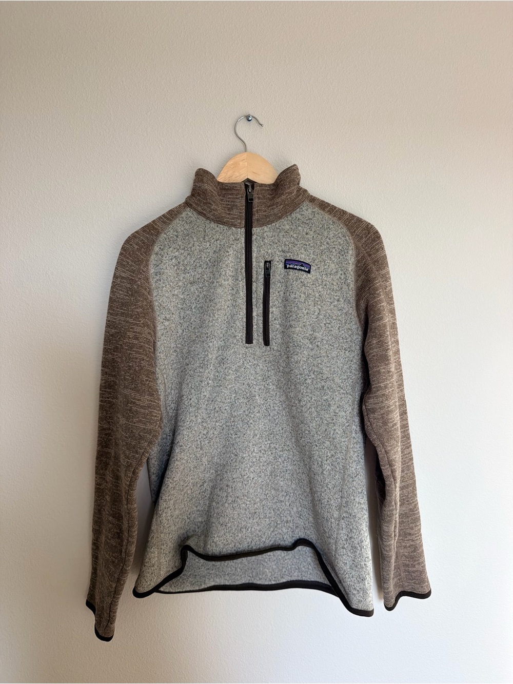 Patagonia Men’s Half-Zip Fleece Pullover - Gray & Brown Sleeves